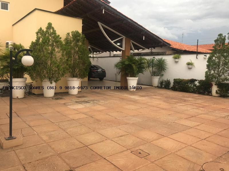 Casa com 3 dormitórios, 218 m² - venda por R$ 690.000,00 ou